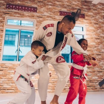 Gracie Barra Singapore BJJ School - - Kids Brazilian Jiu Jitsu